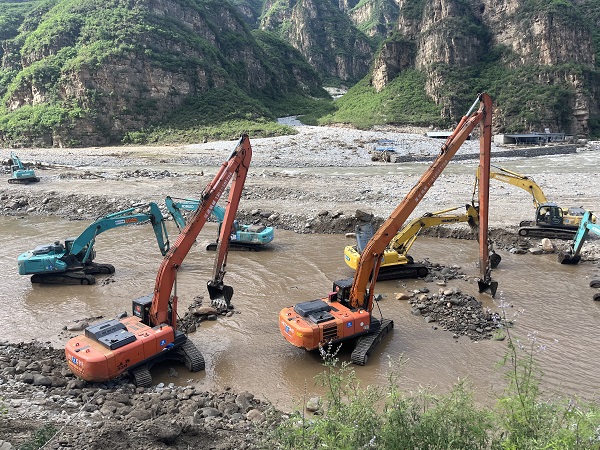 【搶險(xiǎn)救災(zāi) 我們在前線】中國建筑聞“汛”而動 持續(xù)奮戰(zhàn)在抗災(zāi)一線