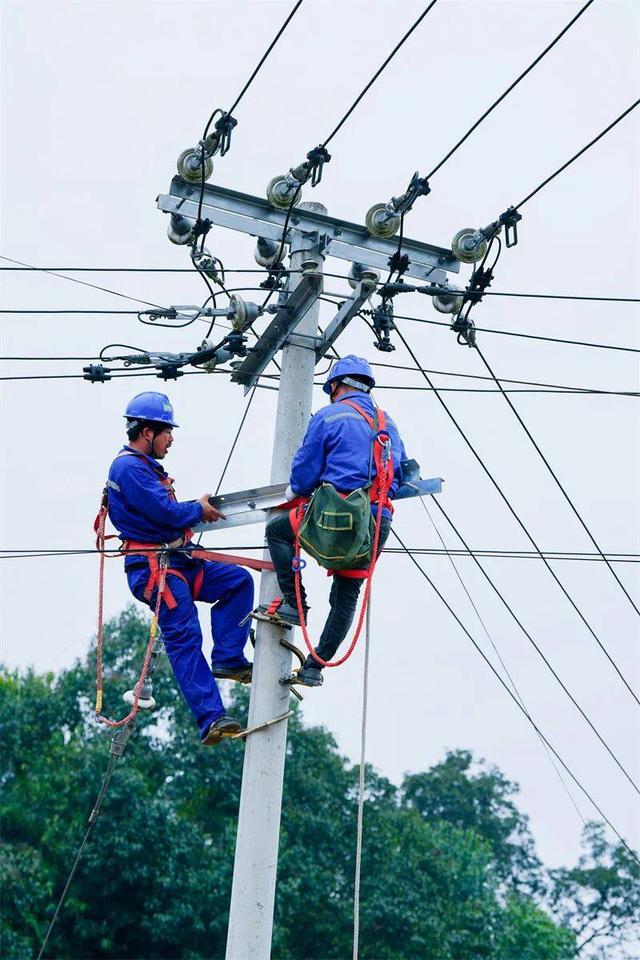 貴州玉屏供電局全力以赴迎峰過冬